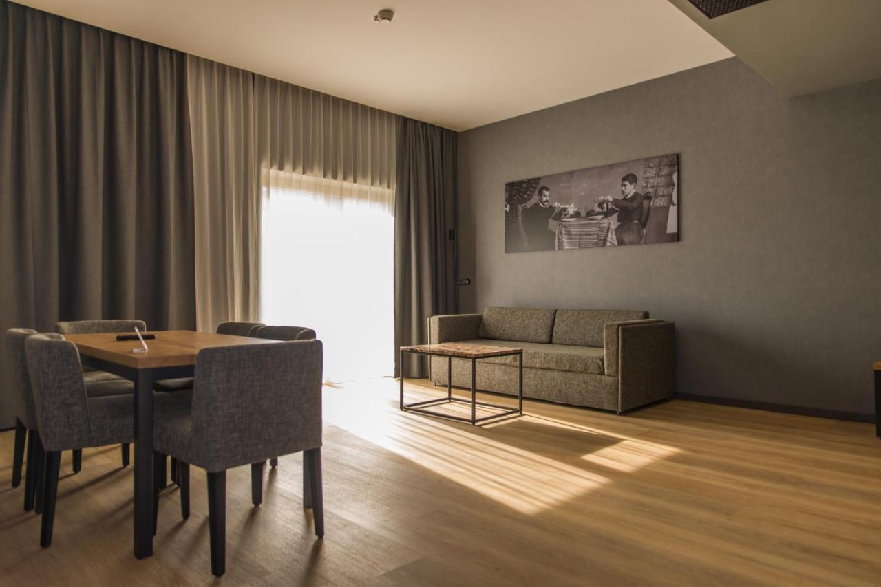 Mk Hotel Tirana Rinas Exterior foto