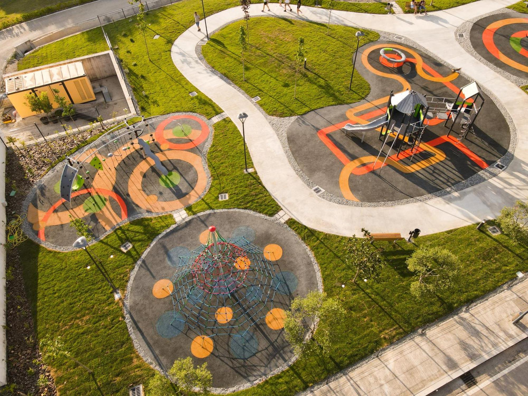 Mk Hotel Tirana Rinas Exterior foto Aerial view of the park